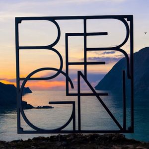 Hovedbilde CITY TRIVET Gryteunderlag metall Bergen